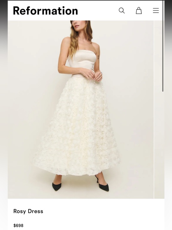 Reformation Dresses & Skirts - Reformation Ivory Rosy Dress